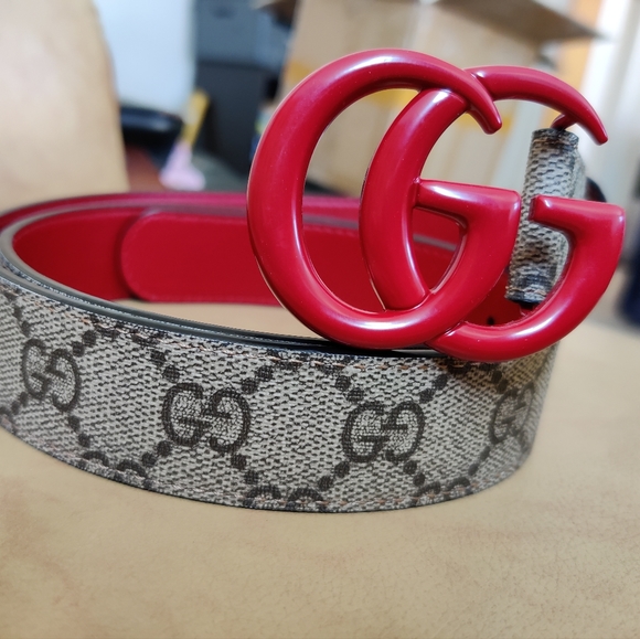 Gucci Accessories - Authentic Gucci supreme belt with red buckle 95cm